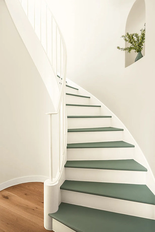 Glacier White OC-37
